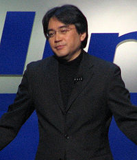 200px-Iwata-e3-2006_crop.jpg